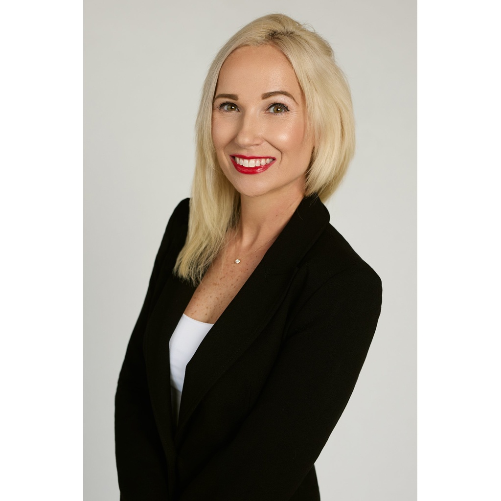 Mgr. et Mgr. Eva Man